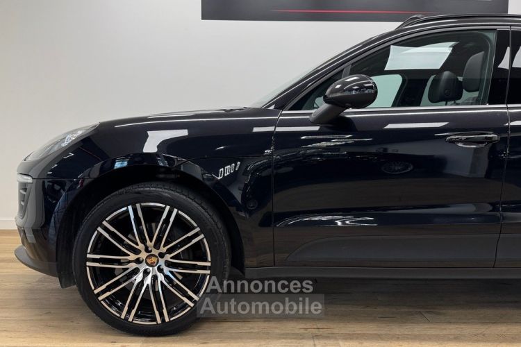 Porsche Macan 2.0 PDK 252 CarPlay / BOSE Toit Ouvrant Sièges chauffants Jantes Turbo 21 - <small></small> 48.990 € <small>TTC</small> - #4