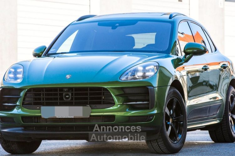 Porsche Macan 2.0L vert mamba * sport design * carbone * toit pano * Caméra panoramique * Garantie Porsche - <small></small> 60.900 € <small>TTC</small> - #1