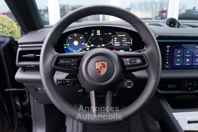 Porsche Macan 4 Electric Peformance PANO TREKHAAK ACC - <small></small> 94.800 € <small>TTC</small> - #17