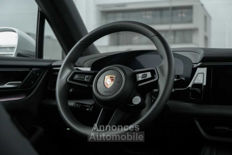 Porsche Macan 4 ICE GREY Pano Airsusp 14Way Chrono - <small></small> 99.900 € <small>TTC</small> - #12