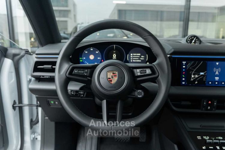 Porsche Macan 4 ICE GREY Pano Airsusp 14Way Chrono - <small></small> 99.900 € <small>TTC</small> - #14