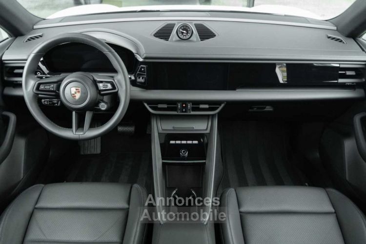 Porsche Macan 4 ICE GREY Pano Airsusp 14Way Chrono - <small></small> 99.900 € <small>TTC</small> - #16