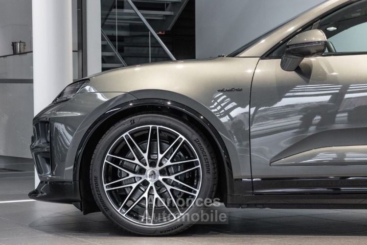 Porsche Macan II ELECTRIC TURBO SPORTPACKET  - <small></small> 147.990 € <small>TTC</small> - #9