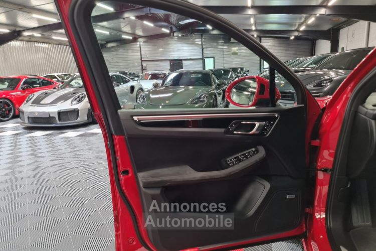 Porsche Macan PORSCHE MACAN GTS 3.0 L V6 360 CV – ROUGE CARMIN – Toit ouvrant / CarPlay / Jantes « sport classic » - <small></small> 56.990 € <small>TTC</small> - #23