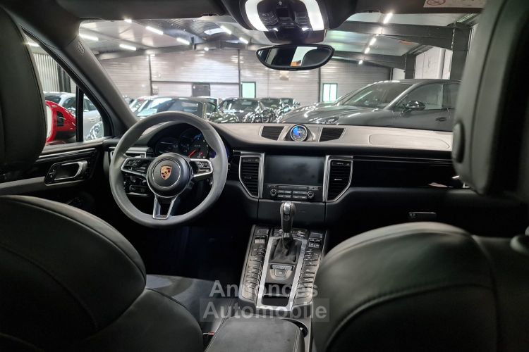 Porsche Macan PORSCHE MACAN GTS 3.0 L V6 360 CV – ROUGE CARMIN – Toit ouvrant / CarPlay / Jantes « sport classic » - <small></small> 56.990 € <small>TTC</small> - #36