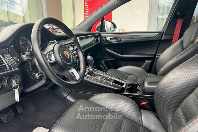 Porsche Macan Porsche Macan.2 Turbo 441 Full Black /Chrono/ TOP/ JA21 / 1èreM / 360°/ CHRONO / Attelage / BOSE / Garantie 12 Mois - <small></small> 63.990 € <small>TTC</small> - #16