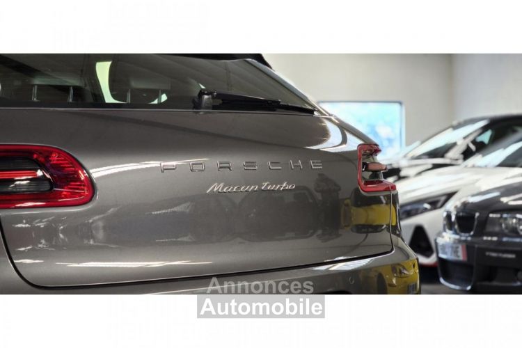 Porsche Macan TURBO 3.6 TURBO 400 PDK / TOIT OUVRANT BOSE PASM SIEGES GTS / HISTORIQUE - <small></small> 47.990 € <small>TTC</small> - #19