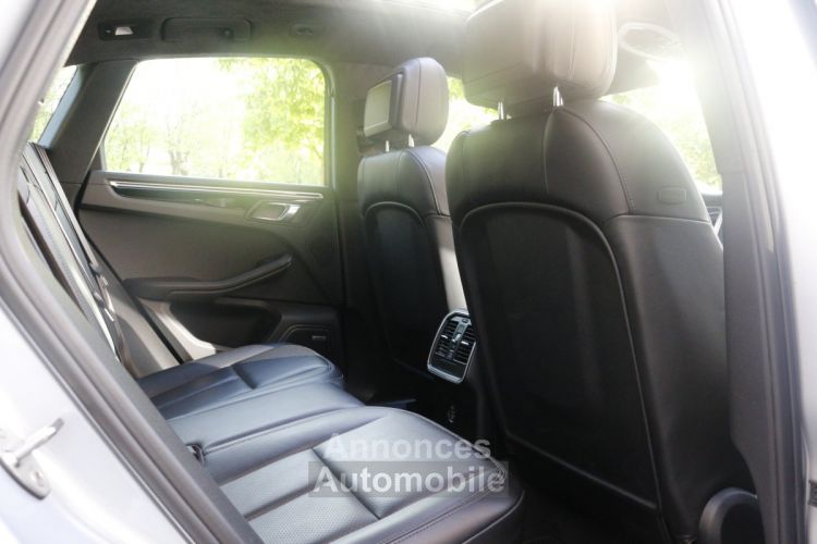 Porsche Macan Turbo 3.6 V6 400 AWD PDK (PASM, Jantes Alu 21, Toit ouvrant, Alcantara) - <small></small> 57.490 € <small>TTC</small> - #26