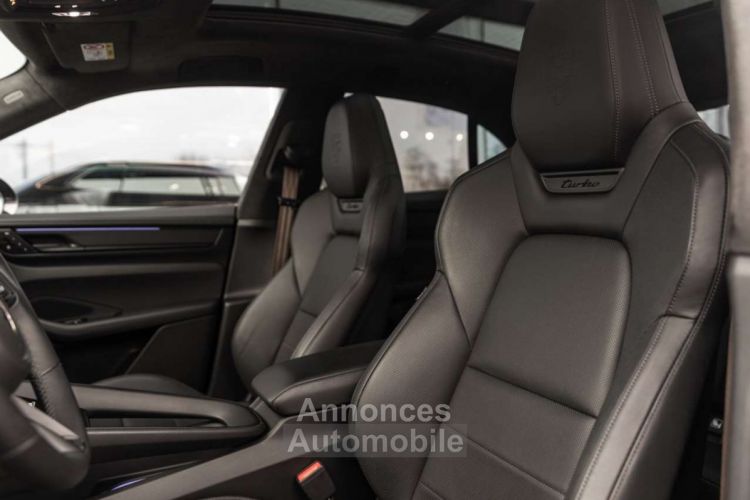 Porsche Macan TURBO EV 22-AIR-ACHTERAS-MATR-PANO-INNO-AUGM.HUD - <small></small> 139.900 € <small>TTC</small> - #18