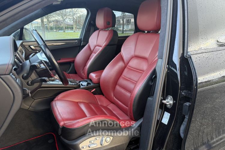 Porsche Macan TURBO NOIR intérieur ROUGE CARTIER, Full Options, suivi et spécialiste - <small></small> 57.990 € <small>TTC</small> - #3