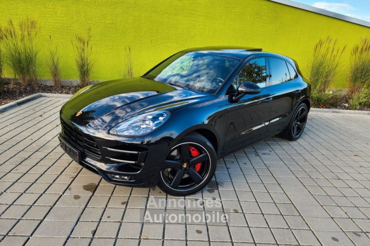 Porsche Macan Turbo Performance 441ch full black pasm pse bose sport chrono sport design Garantie 12 mois - <small></small> 60.000 € <small></small> - #2