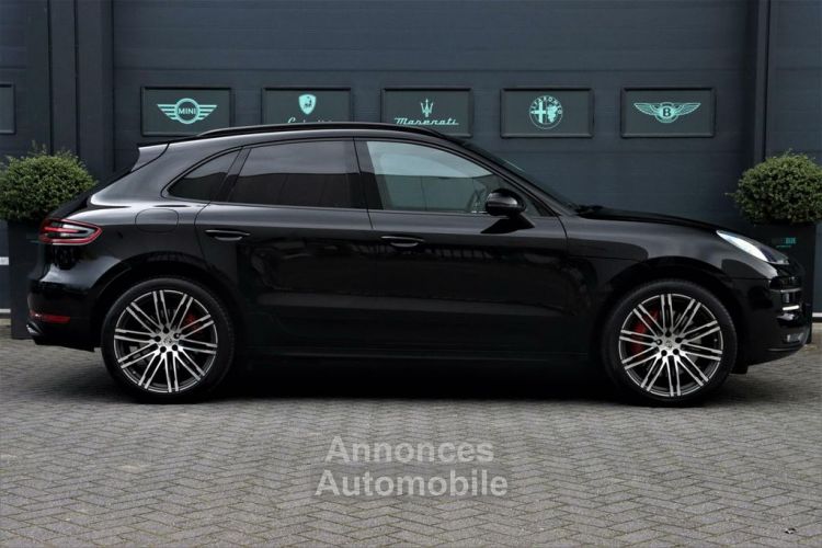 Porsche Macan Turbo Performance / Bose / Attelage / 21 / Garantie 12 mois - <small></small> 67.990 € <small>TTC</small> - #3