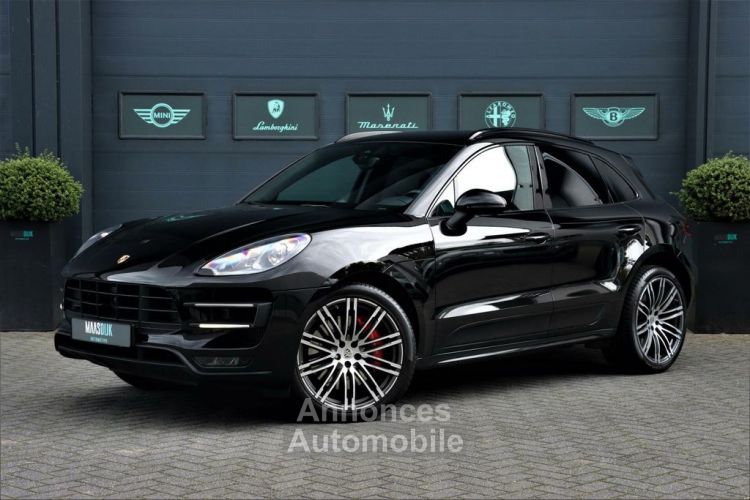 Porsche Macan Turbo Performance / Bose / Attelage / 21 / Garantie 12 mois - <small></small> 67.990 € <small>TTC</small> - #1