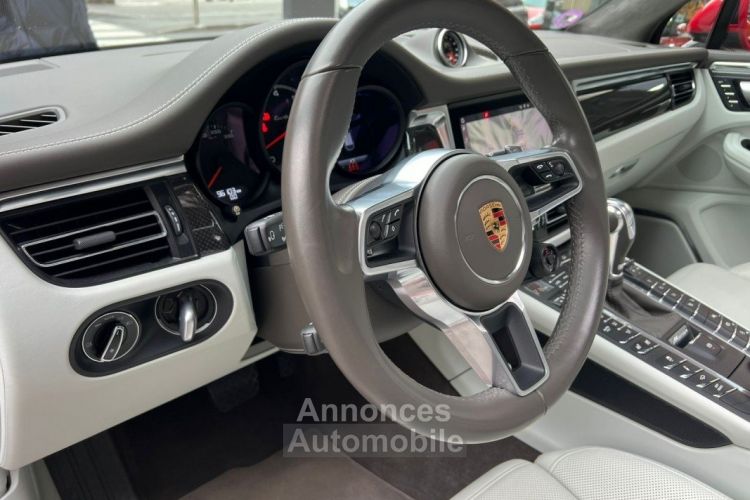 Porsche Macan Turbo Restyling - <small></small> 54.441 € <small>TTC</small> - #23