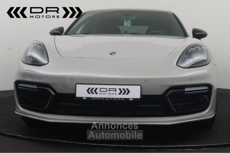 Porsche Panamera 4 E HYBRID SPORT TURISMO- NAVI - LEDER PANODAK CRAYON - <small></small> 67.495 € <small>TTC</small> - #2