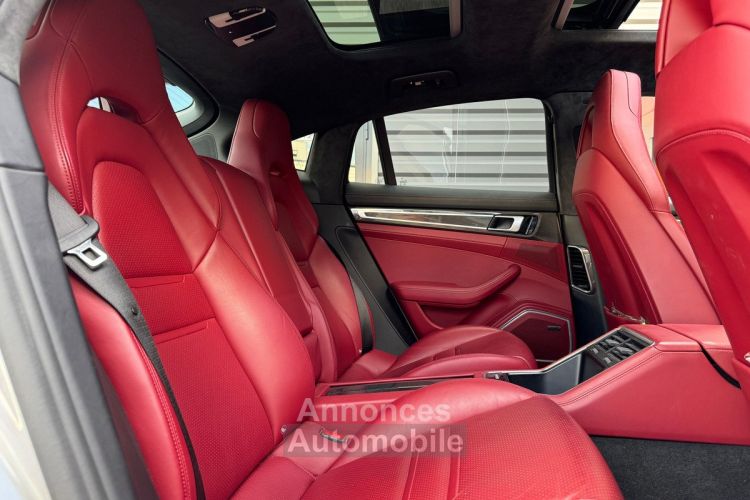 Porsche Panamera 4 V6 462 ch Hybrid Pack Chrono 07/2017 Française - <small></small> 64.990 € <small>TTC</small> - #11