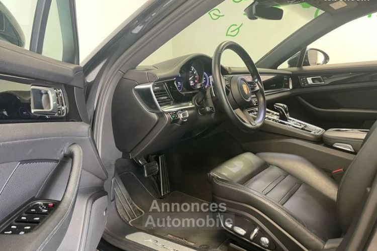 Porsche Panamera 4S E-Hybrid V6 2.9 biturbo 560 Ch Véhicule suivis et Français 4 roues motrices Avec plus de 22 000e d'options A partir 1 150 par mois - - <small></small> 93.990 € <small>TTC</small> - #3