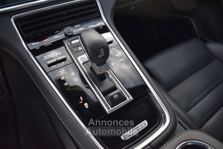 Porsche Panamera 4S Sp Design Black Sportexhaust 18 Way BOSE - <small></small> 68.900 € <small>TTC</small> - #20