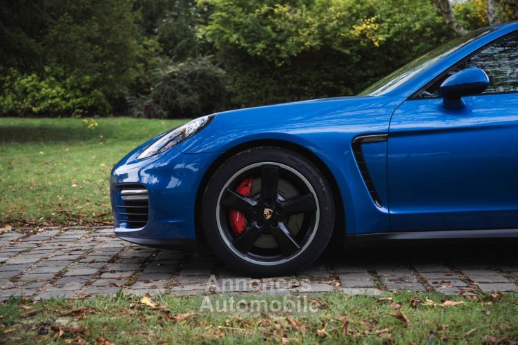 Porsche Panamera Porsche Panamera 4.8 V8 440 GTS - Couleur Blue Saphyr Paint to simple - <small></small> 57.990 € <small></small> - #4