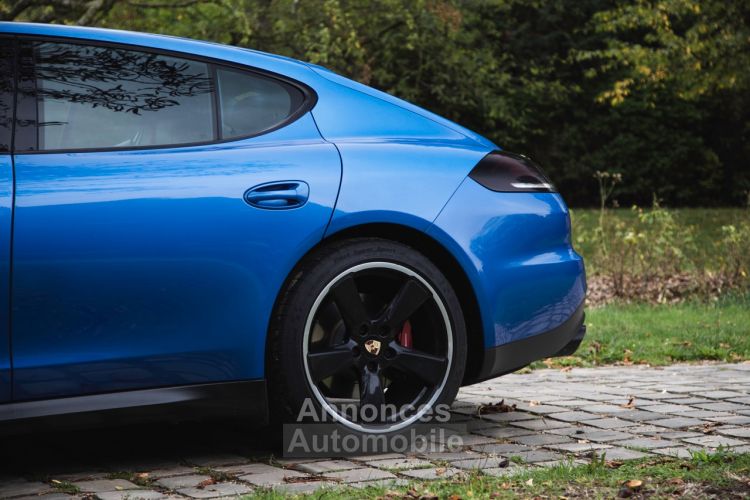 Porsche Panamera 4.8 V8 440 GTS - Couleur Blue Saphyr 