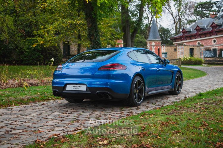 Porsche Panamera 4.8 V8 440 GTS - Couleur Blue Saphyr 