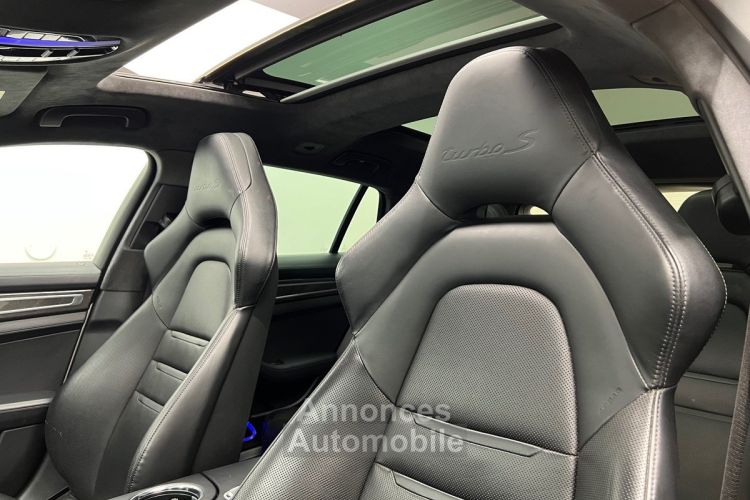 Porsche Panamera Sport Turismo II 4.0 V8 680ch Turbo E-Hybrid TO / Clim zones Volant chauffant - <small></small> 89.990 € <small>TTC</small> - #14