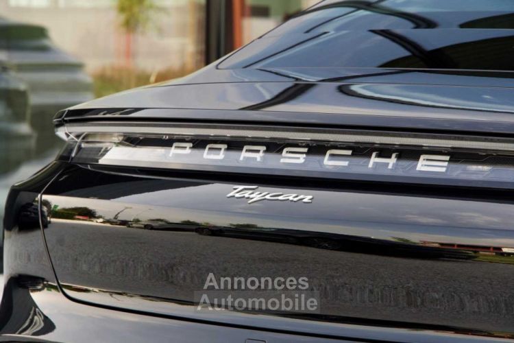Porsche Taycan - - 3.000 km - - Perfbatt Airsusp Sound Pano 22KW - <small></small> 89.900 € <small>TTC</small> - #6