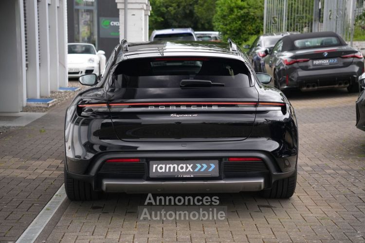 Porsche Taycan 4 Cross Turismo / Toit pano / Porsche approved - <small></small> 89.500 € <small></small> - #6