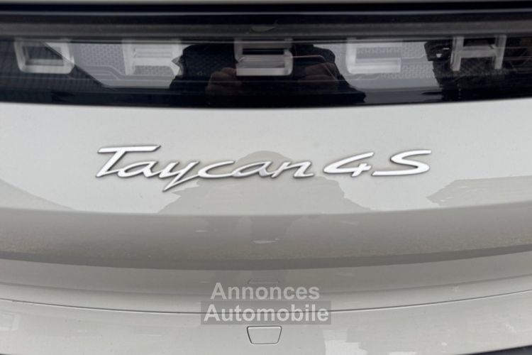 Porsche Taycan 4S 571 ch avec batterie performance plus - <small></small> 82.980 € <small>TTC</small> - #25