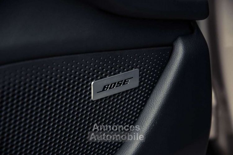 Porsche Taycan 4S CROSS TURISMO - <small></small> 89.950 € <small>TTC</small> - #14