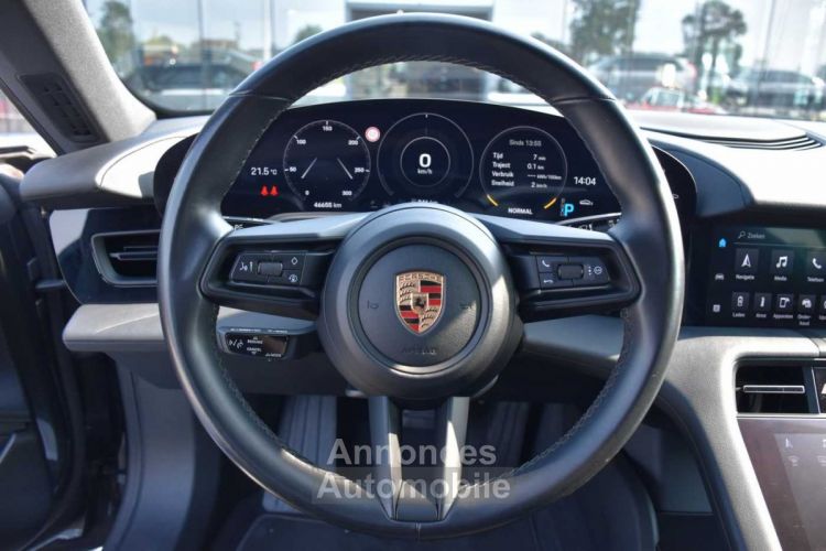 Porsche Taycan 4S Double Display Surround View 21' Alu - <small></small> 67.900 € <small>TTC</small> - #17