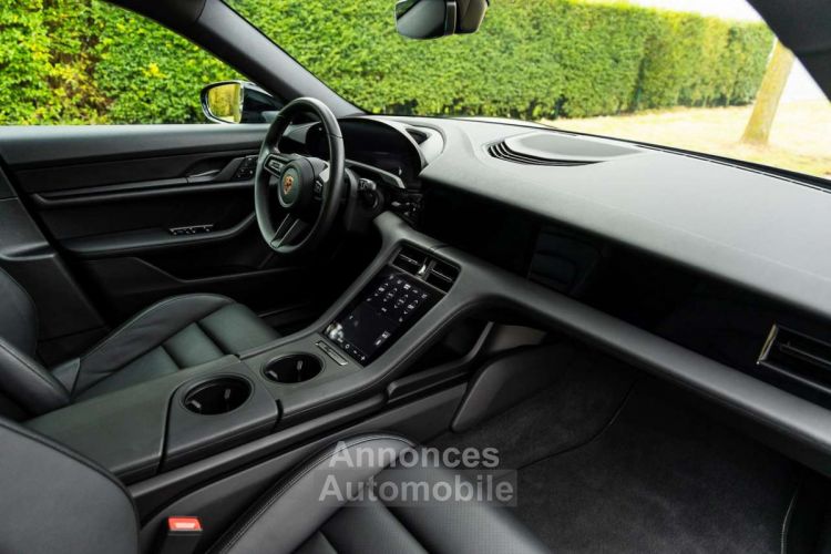 Porsche Taycan 4S Sport Turismo - <small></small> 69.995 € <small>TTC</small> - #16