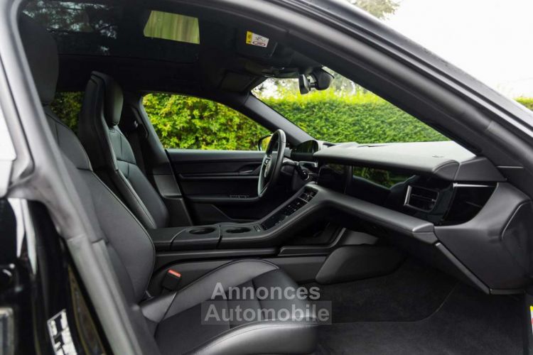 Porsche Taycan 4S Sport Turismo - <small></small> 69.995 € <small>TTC</small> - #17