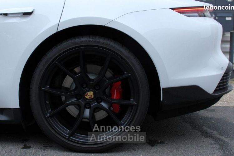 Porsche Taycan 598 CH 93.4kWh GTS + CHRONOGRAPHE DESIGN (1ERE MAIN) - <small></small> 122.490 € <small>TTC</small> - #11