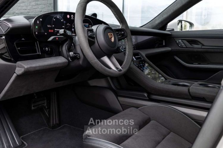 Porsche Taycan GTS SPORTDESIGN-21-AIR-PANO-MATRIX-ACC-360-BOSE - <small></small> 99.900 € <small>TTC</small> - #23