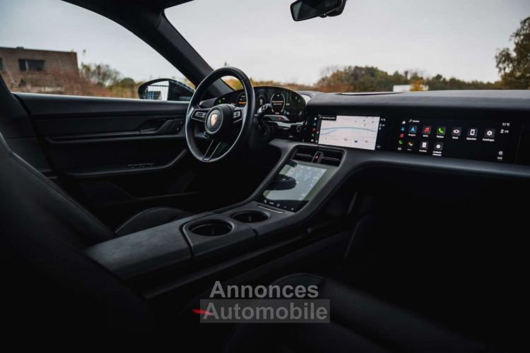 Porsche Taycan Sport Turismo Bose Passenger display - <small></small> 79.900 € <small>TTC</small> - #21