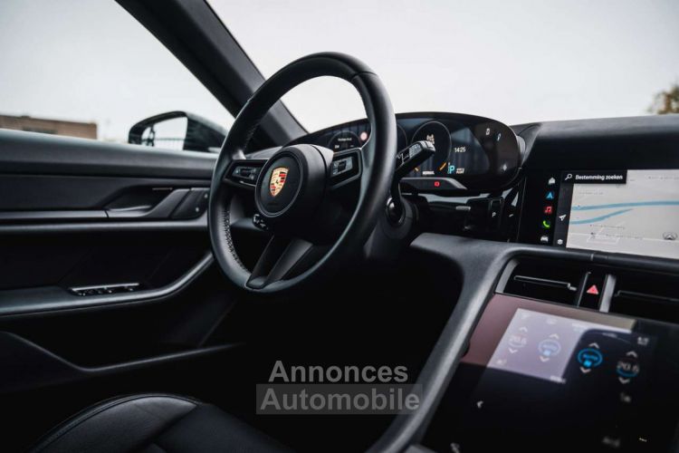 Porsche Taycan Sport Turismo Bose Passenger display - <small></small> 79.900 € <small>TTC</small> - #23