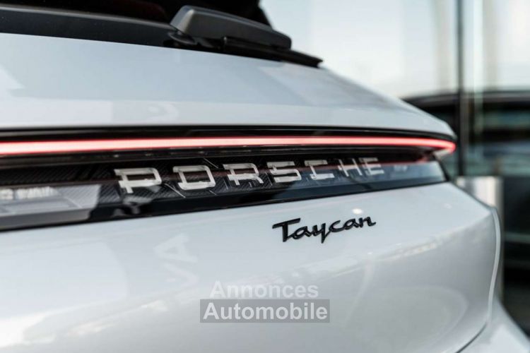 Porsche Taycan ST 105kWh-PERF.BAT+-DISPLAY-CHRONO-BOSE-ACC-FULL - <small></small> 116.900 € <small>TTC</small> - #18