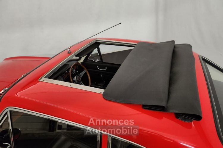 Reliant Scimitar GT SE4 - <small></small> 24.500 € <small>TTC</small> - #39