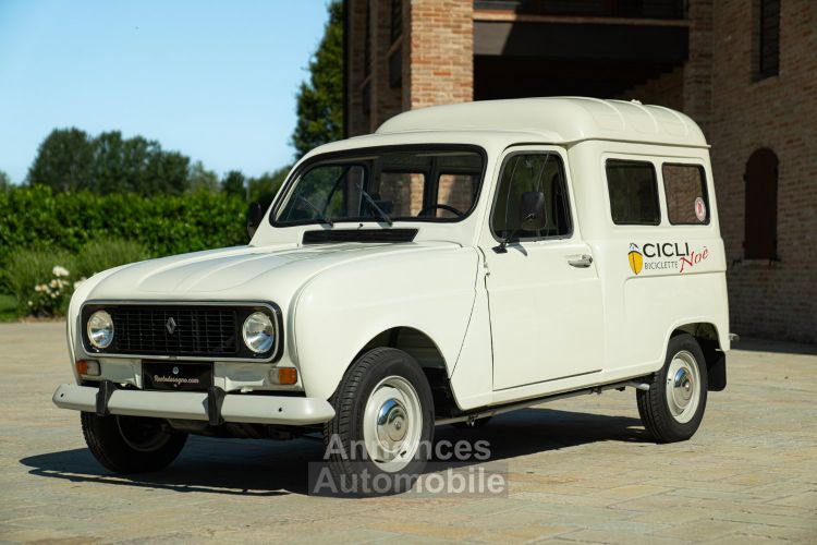 Renault 4L FOURGONNETTE R - <small></small> 35.000 € <small></small> - #40