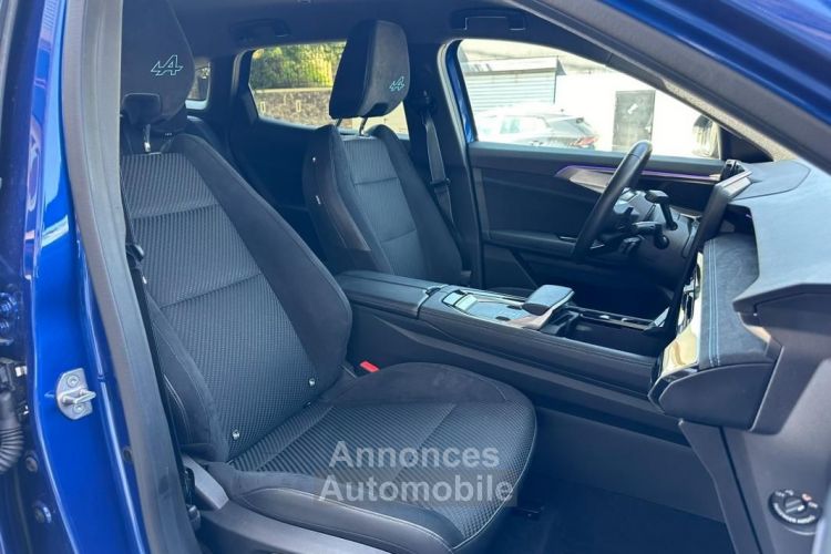 Renault Austral 1.3 TCE 160Ch HYBRID ESPRIT ALPINE BVA FAIBLE KILOMETRAGE GARANTIE CONSTRUCTEUR - <small></small> 33.990 € <small>TTC</small> - #13