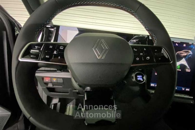 Renault Austral EFull hybrid 200ch GSR2 Techno Esprit Alpine - <small></small> 36.980 € <small>TTC</small> - #17