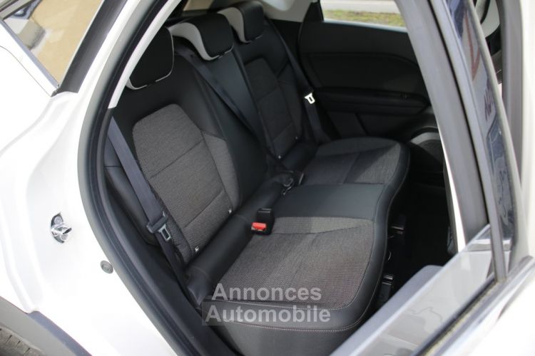 Renault Captur 1.3 TCe 130 Intens EDC7 (1ère main, Caméra, Alerte franchissement de ligne...) - <small></small> 17.990 € <small>TTC</small> - #18