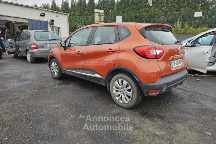 Renault Captur 1.5 dci 90ch energy life eco2 (2013) - <small></small> 8.790 € <small>TTC</small> - #6