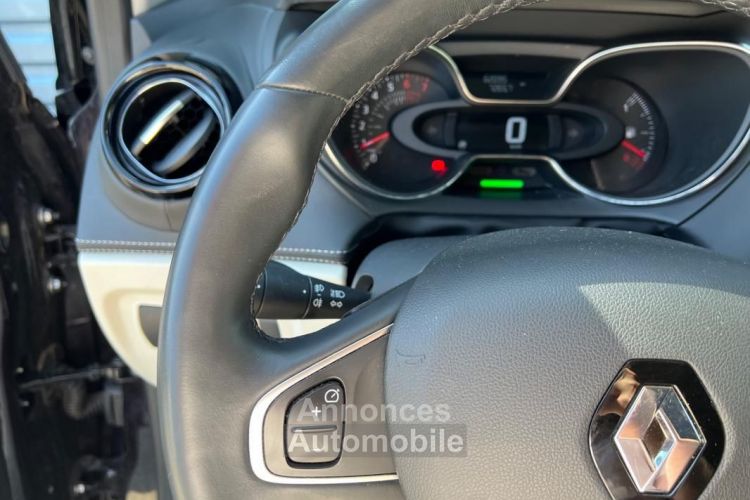 Renault Captur Essence 120ch INITIALE PARIS - <small></small> 12.290 € <small>TTC</small> - #12