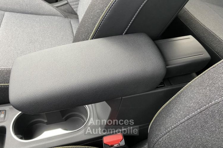 Renault Captur II (2) 1.3 MILD HYBRID 160 TECHNO EDC TOIT OUVRANT / CAMERA 360° - <small></small> 27.490 € <small></small> - #43