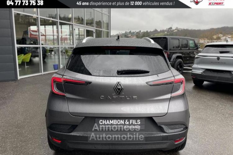 Renault Captur mild hybrid 160 EDC Techno - <small></small> 25.990 € <small>TTC</small> - #4