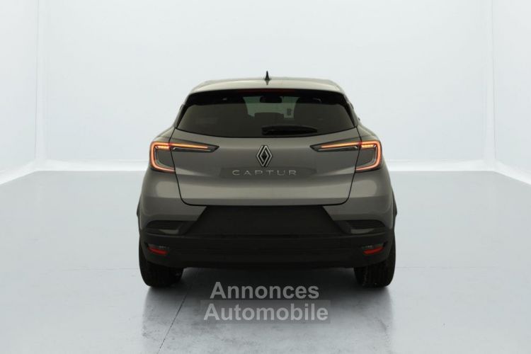 Renault Captur NOUVEAU MILD HYBRID 140 TECHNO - <small></small> 24.063 € <small>TTC</small> - #15