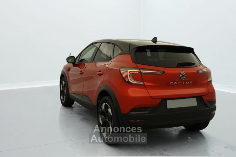 Renault Captur NOUVEAU MILD HYBRID 140 TECHNO - <small></small> 24.063 € <small>TTC</small> - #39