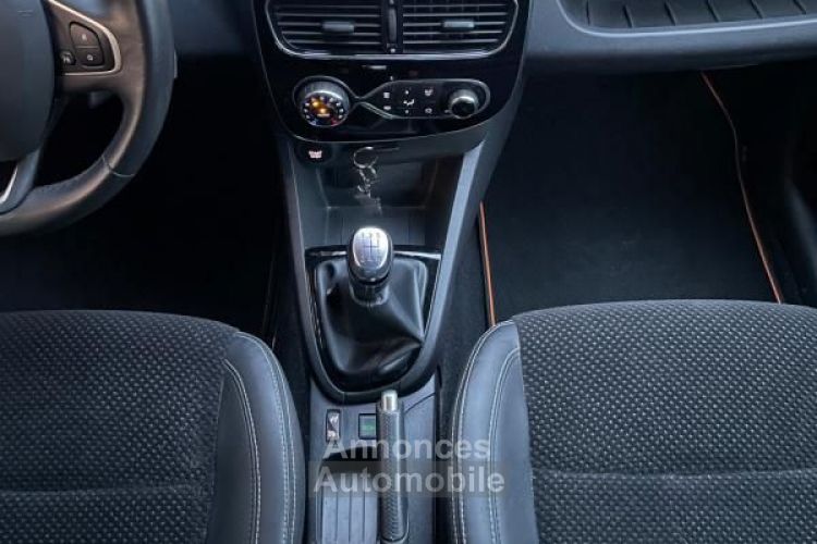 Renault Clio 0.9 TCE 90 ch ENERGY INTENS + APPLE CARPLAY ENTRETIEN - <small></small> 10.990 € <small>TTC</small> - #16